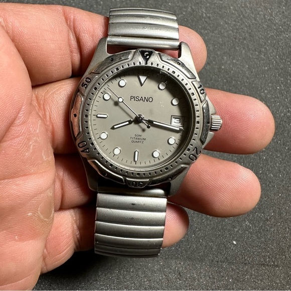 Vintage Pisano Mens Quartz Titanium Watch Date Just Stretch Bracelet Working - Picture 1 of 11